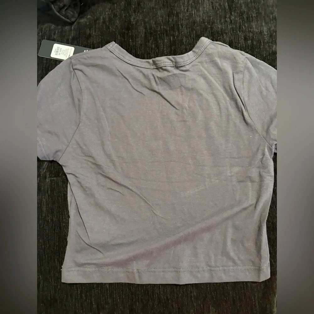 Fashion Nova Gray Crop Tee - 'only accepting good vibes and tequila' - Picture 2 of 3